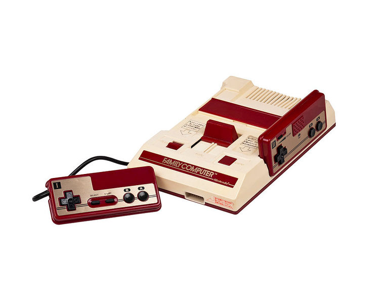 Файл:4table-Famicom.jpg