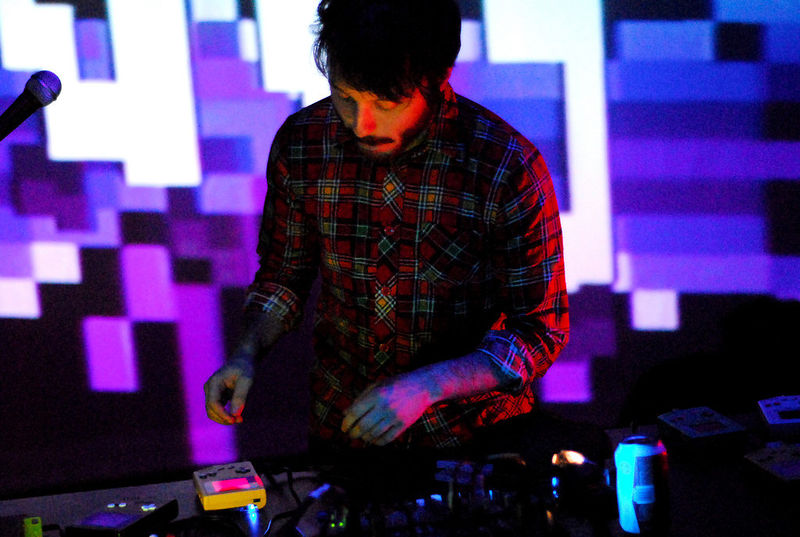 Файл:knife city.jpg