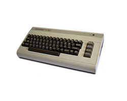 4table-Commodore 64.jpg
