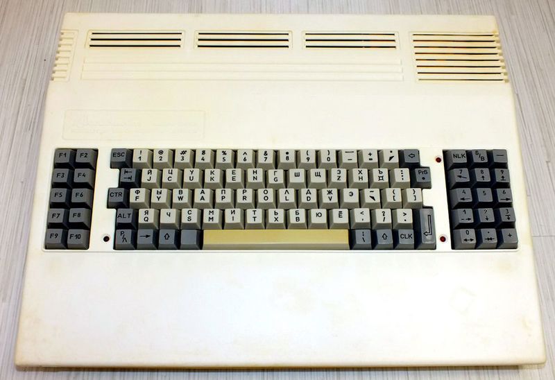 Файл:Ассистент (1).jpg